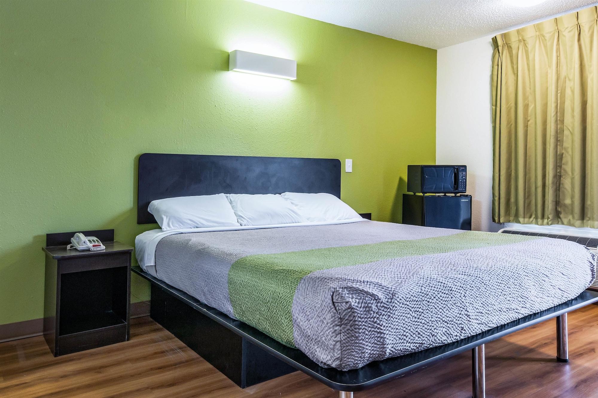 Studio 6-Alexandria, La Экстерьер фото