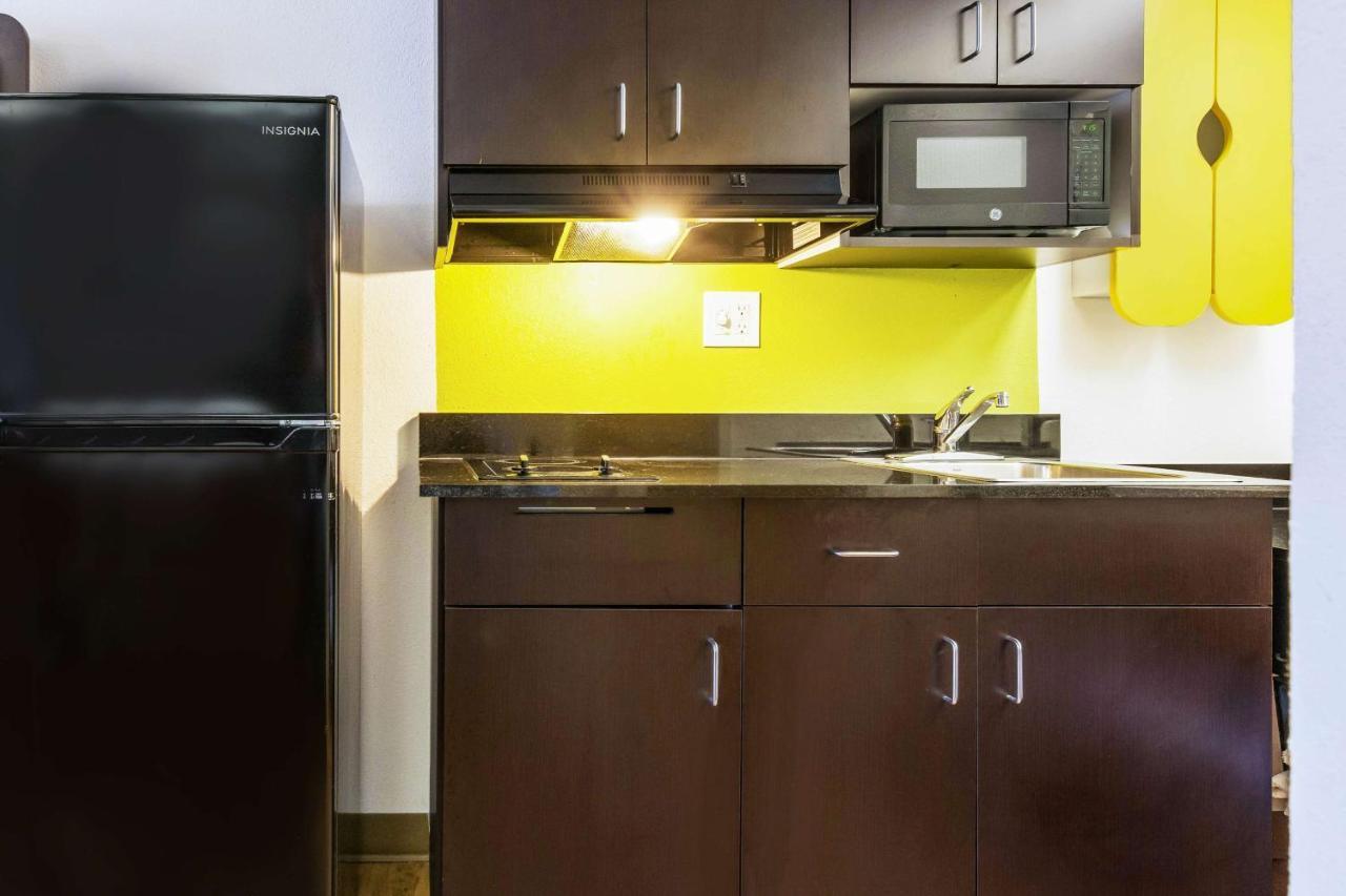 Studio 6-Alexandria, La Экстерьер фото